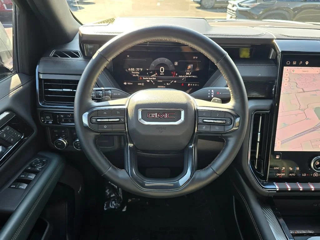 2025 GMC Yukon AT4 - Photo 13