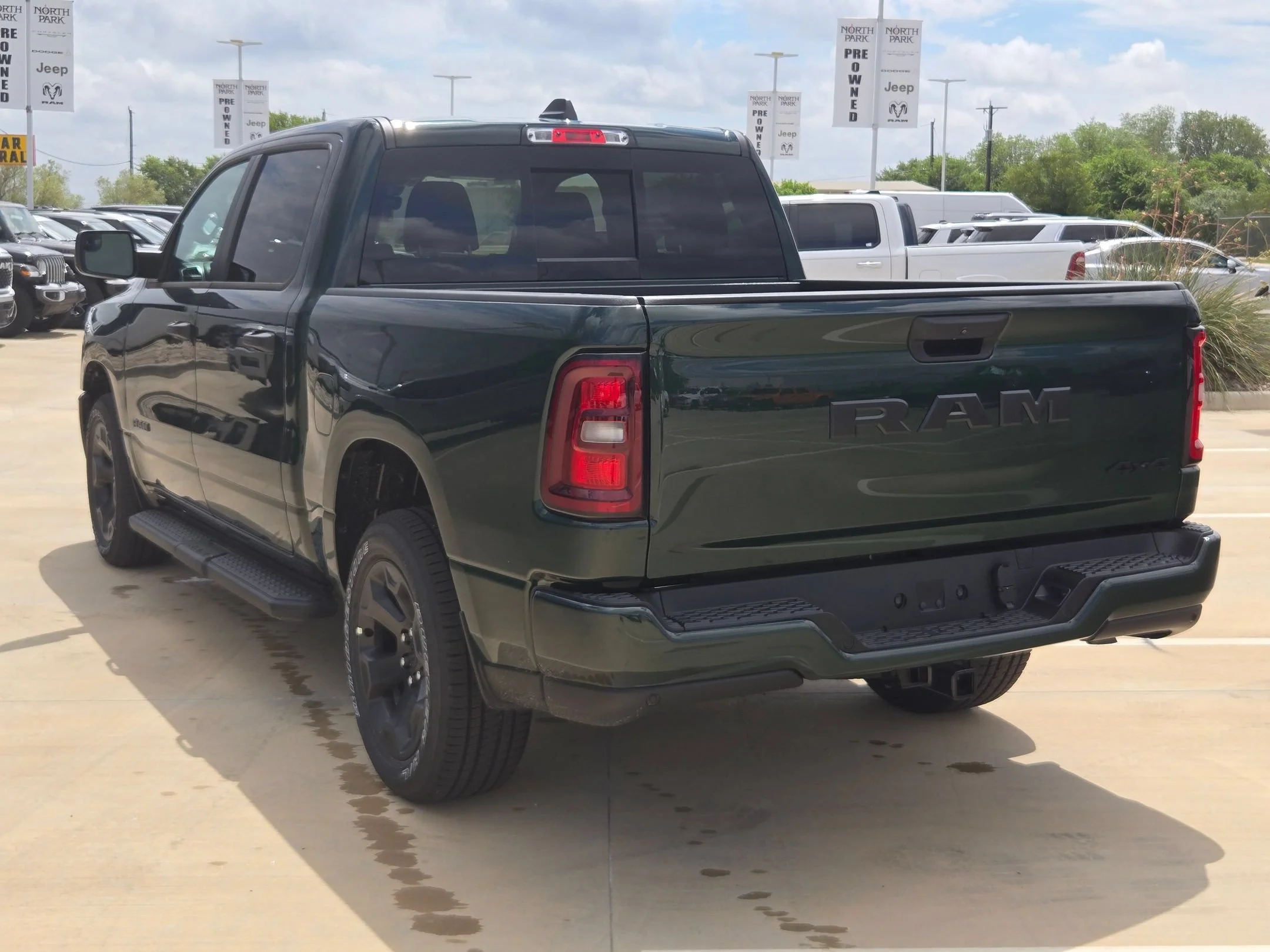 New 2026 Serrano Green Metallic RAM Black Express image 5