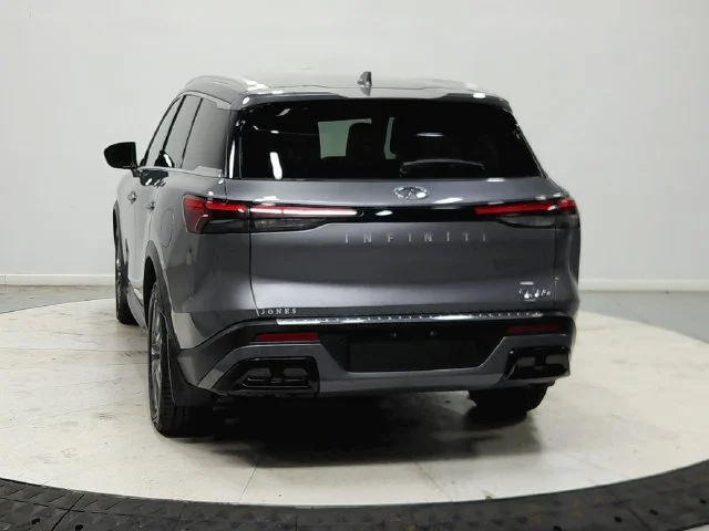 Used 2023 Gray INFINITI LUXE image 7