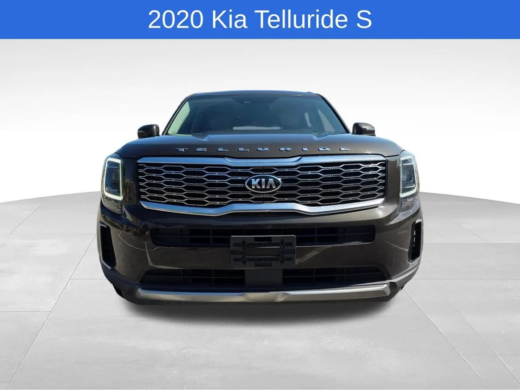 Used 2020 Green Kia S image 9