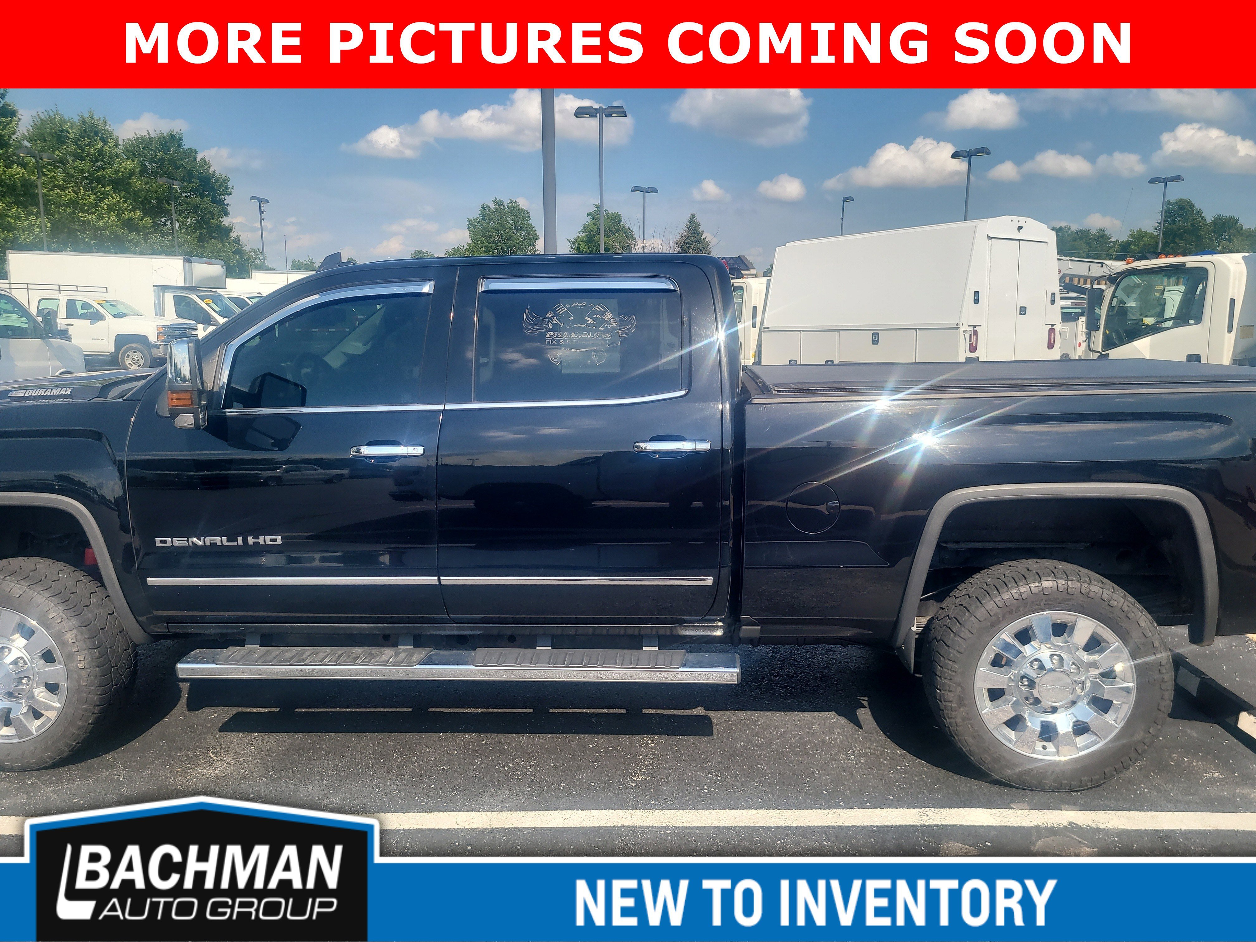 Used 2018 Onyx Black GMC Denali image 6