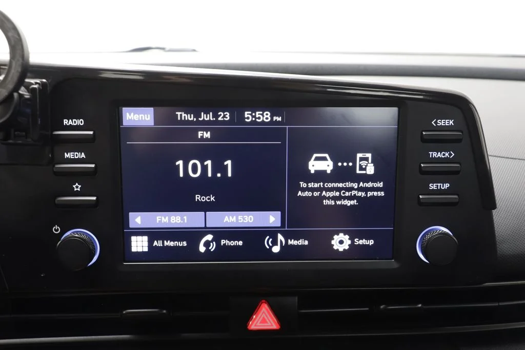 Used 2025 Intense Blue Hyundai SEL Sport image 9