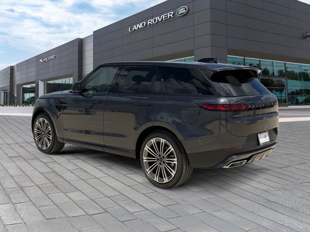New 2026 Carpathian Grey Land Rover SE image 3
