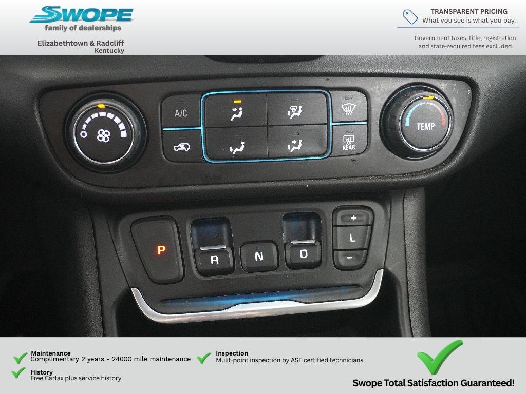 Used 2021 Blue Emerald Metallic GMC SLE image 21