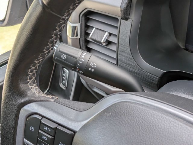 Used 2025 Silver Ford XLT image 24