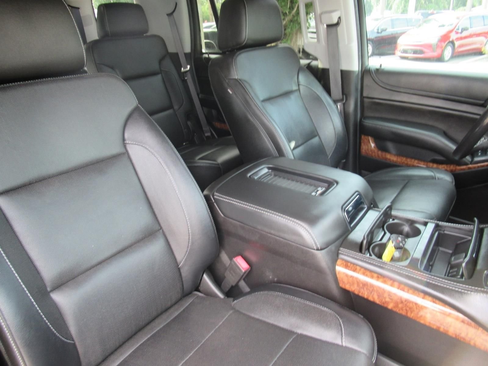 Used 2018 Gray Chevrolet Premier image 9