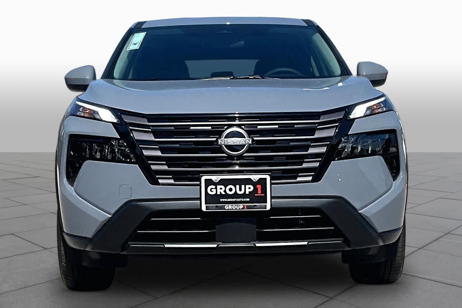New 2026 Boulder Gray Pearl Nissan SV image 3