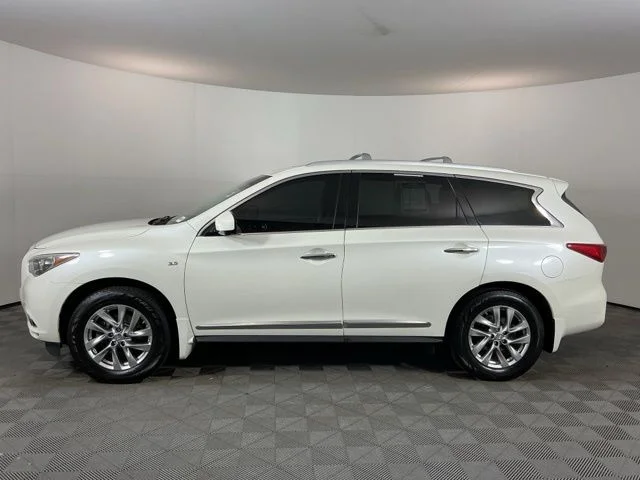 Used 2015 White INFINITI Base image 8