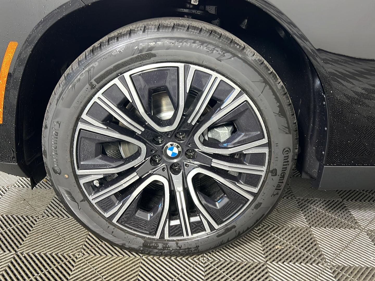 New 2026 Black Sapphire Metallic BMW 30 xDrive image 6