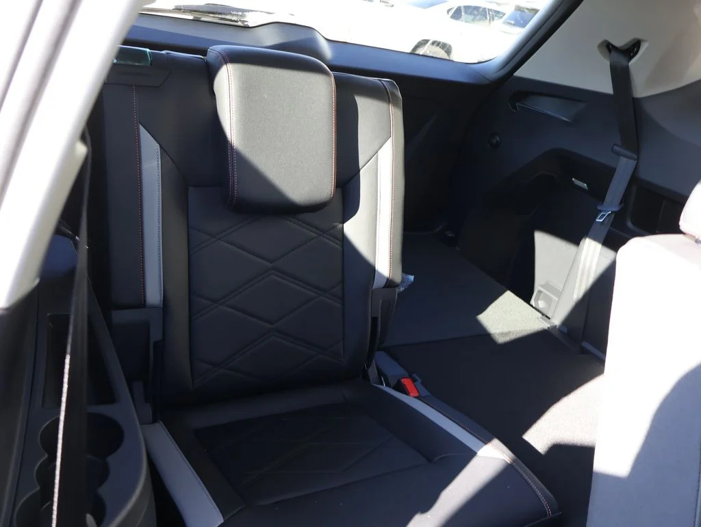 New 2026 Gray Volkswagen 2.0T Peak Edition image 32