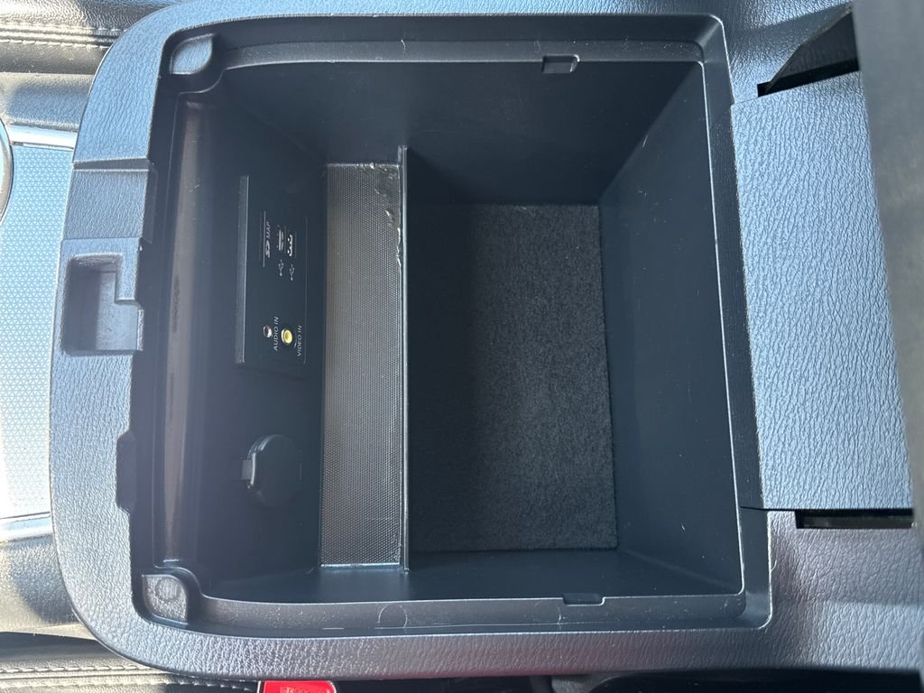 Used 2018 Black Nissan SL image 30