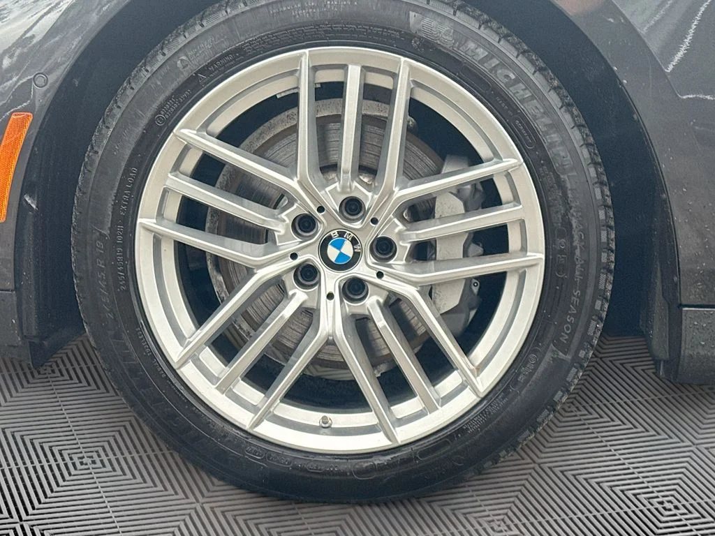 Used 2025 Gray BMW 530i xDrive image 34