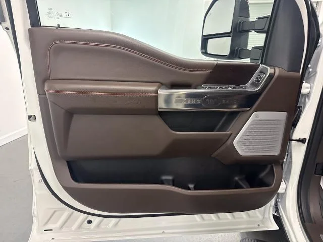 New 2026 Star White Metallic Tri-Coat Ford F-350® King Ranch® image 32