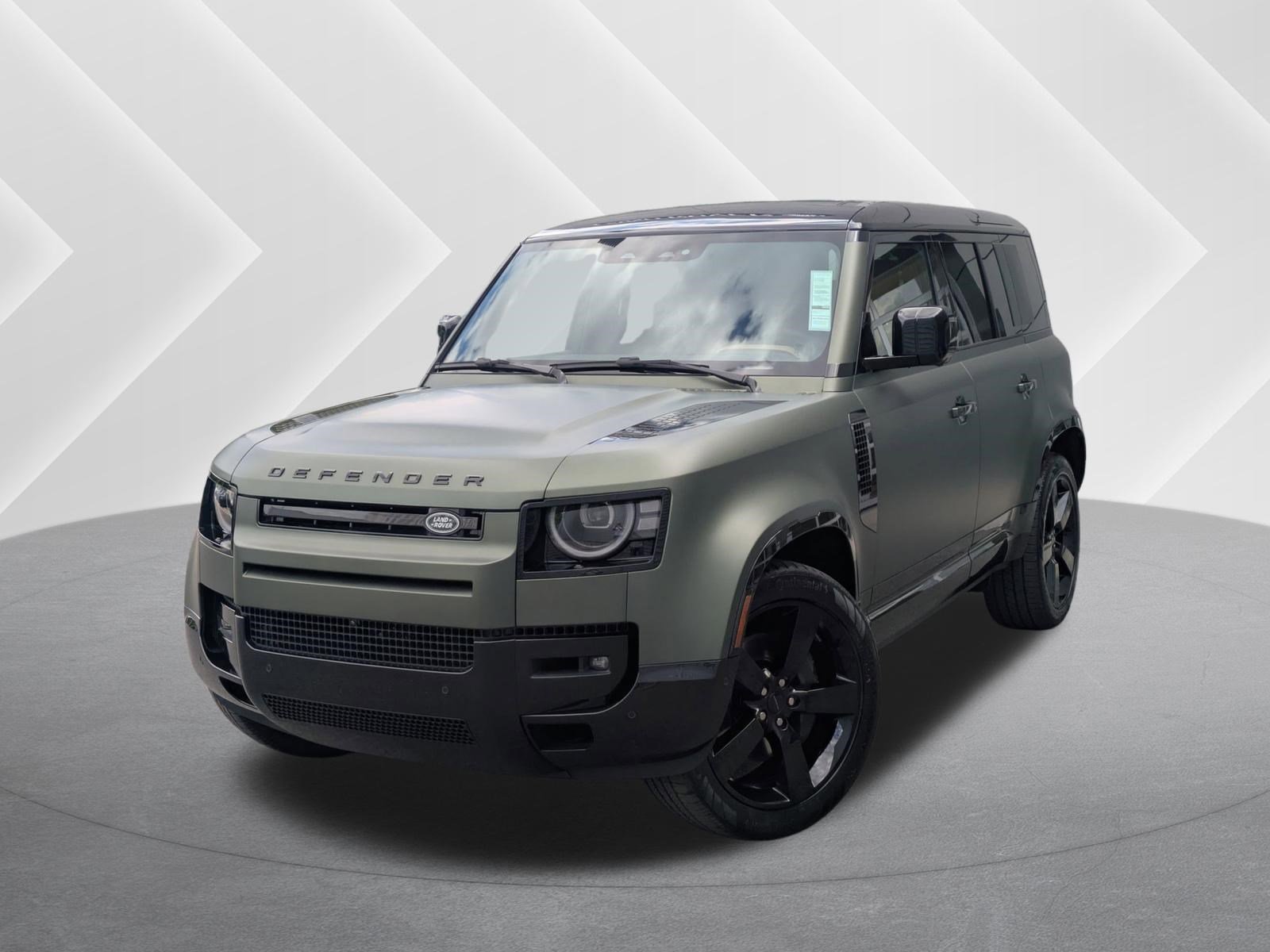 2026 Land Rover Defender 110 X-Dynamic SE P500's photo