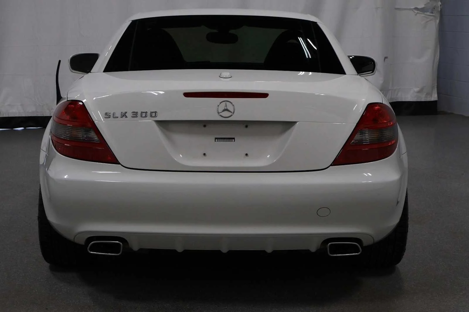 Used 2009 Arctic White Mercedes-Benz 3.0L image 7