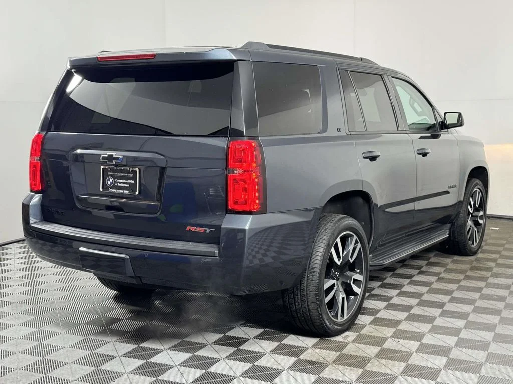 Used 2020 Gray Chevrolet LT image 10