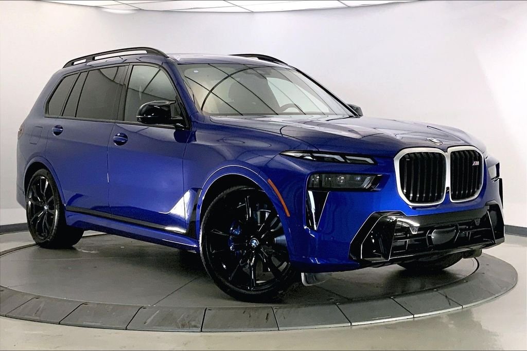 2026 BMW X7 M60i's photo