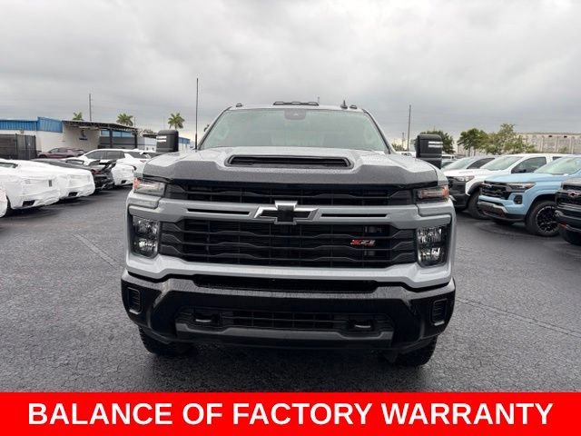 Certified Used 2025 Slate Gray Metallic Chevrolet Custom image 2