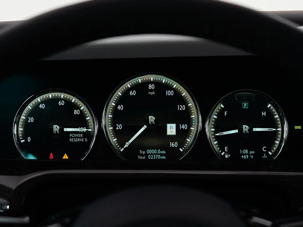 Certified Used 2023 Bespoke Crystal over Arctic White Rolls-Royce  image 46