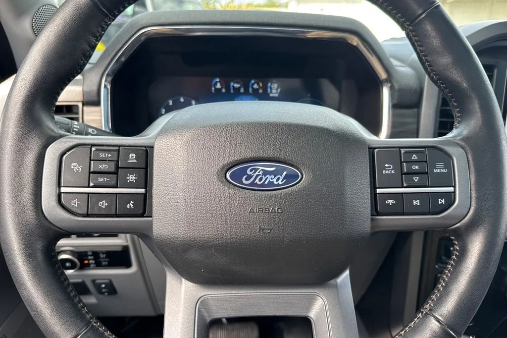 Used 2024 Blue Metallic Ford Lariat image 25