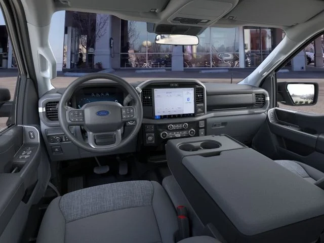New 2026 Oxford White Ford XLT image 9