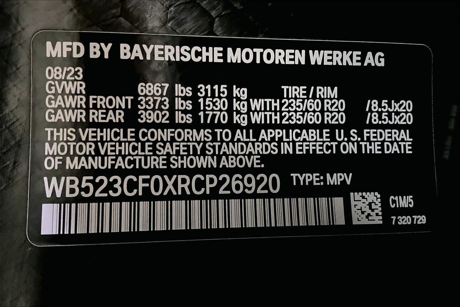 Used 2024 Phytonic Blue Metallic BMW xDrive50 image 31