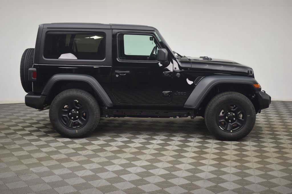 New 2026 Black Clear-Coat Exterior Paint Jeep Sport image 4