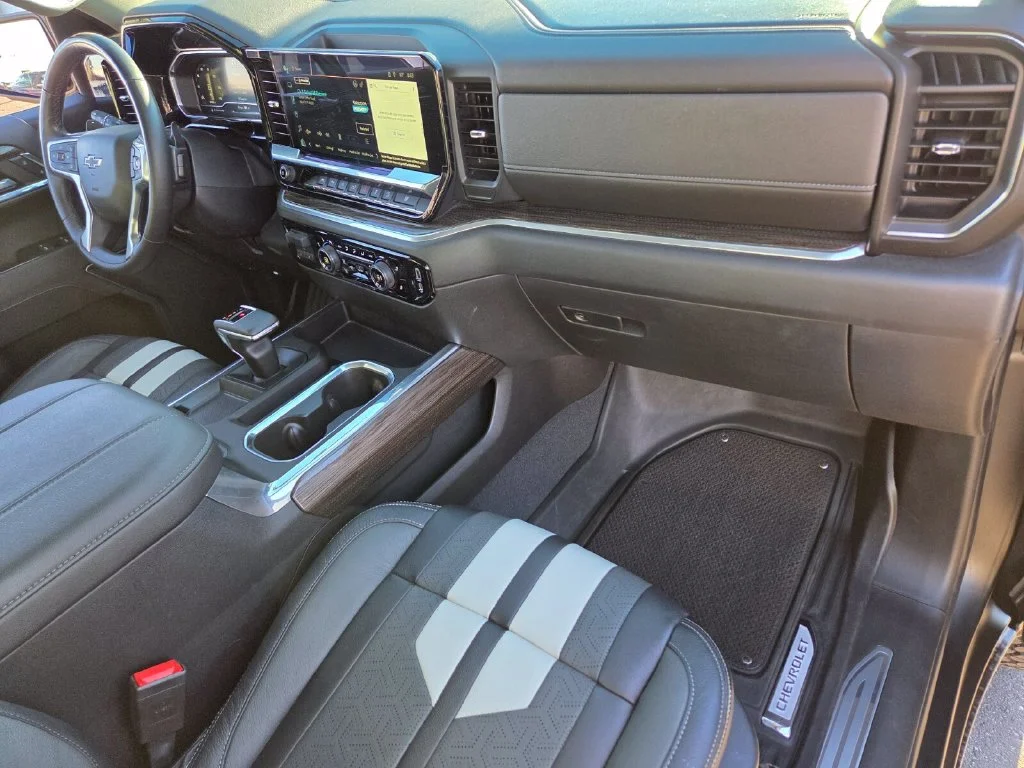 Used 2023 Black Chevrolet RST image 22