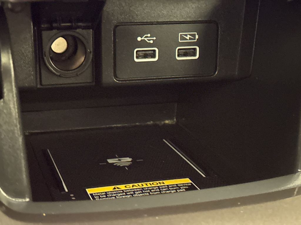 2022 Honda Accord Hybrid Touring - Photo 26