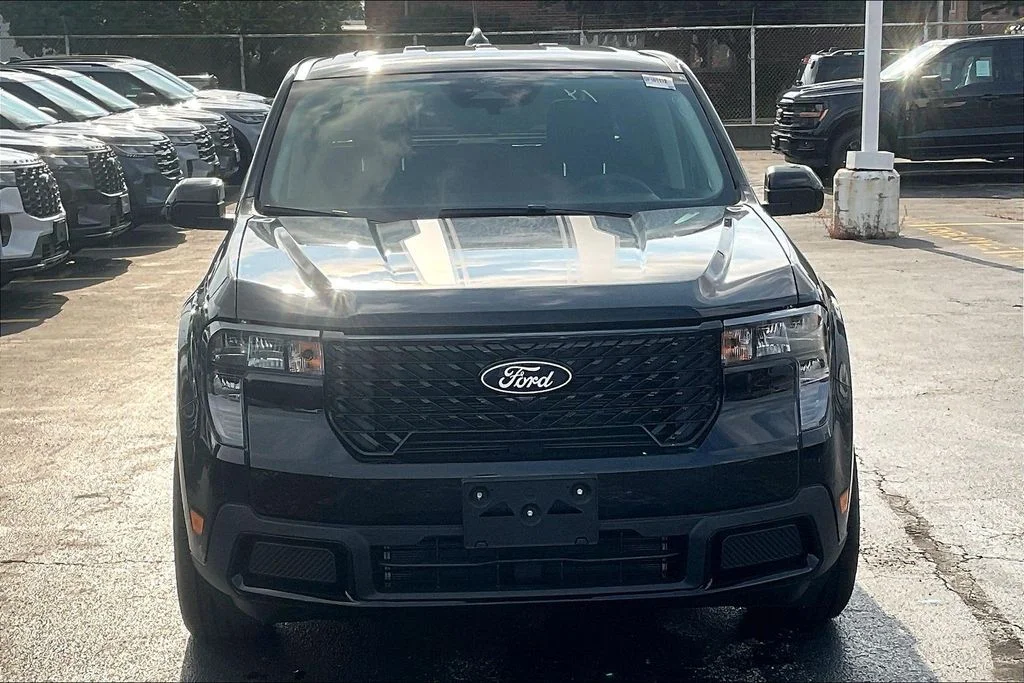 New 2026 Shadow Black Ford XLT image 2