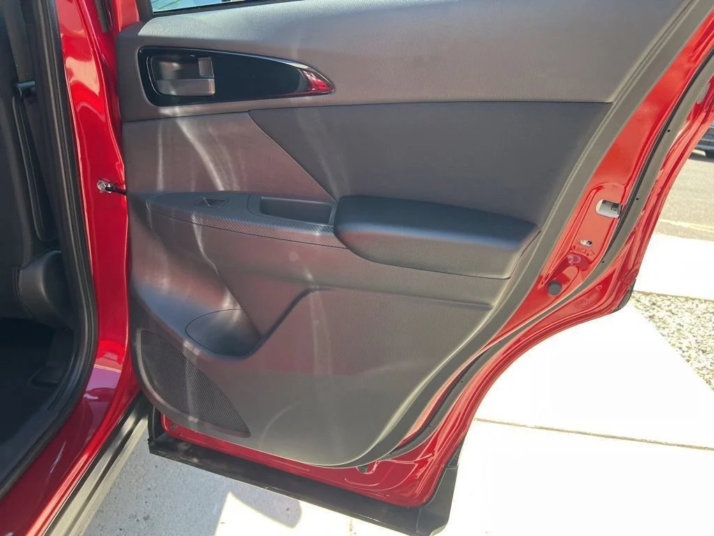 New 2026 Red Mitsubishi ES image 31