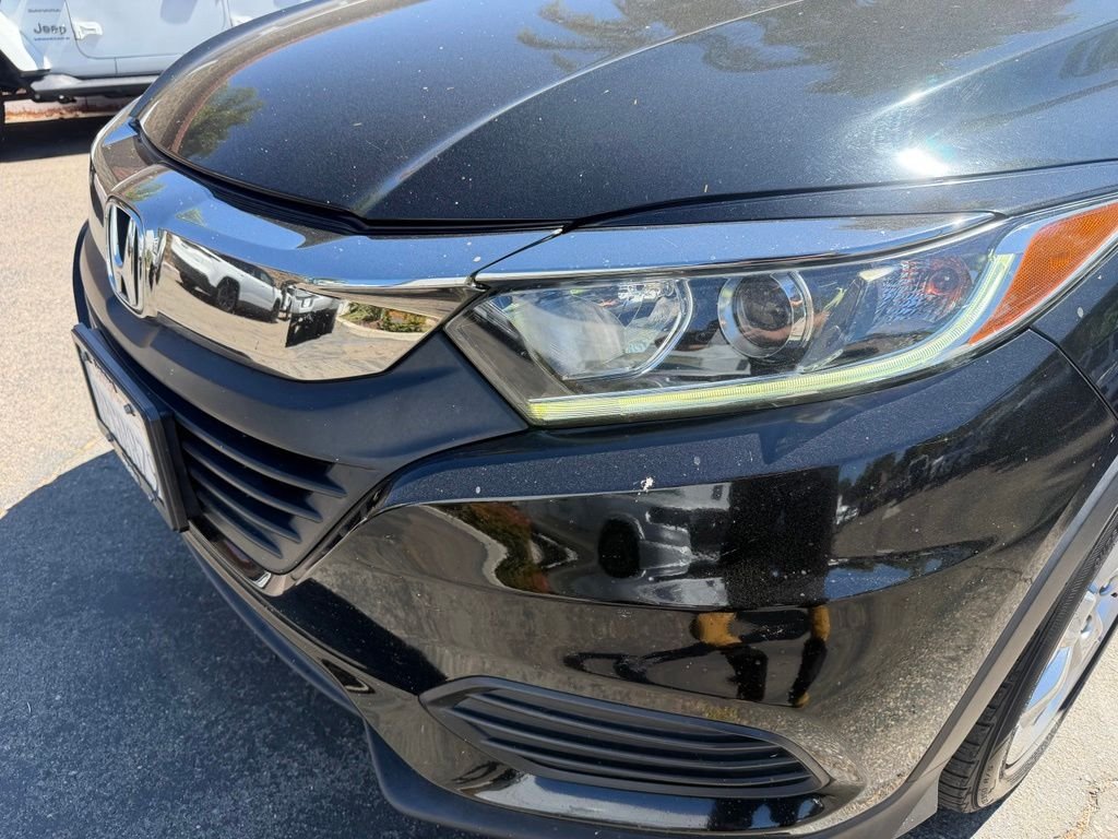 Used 2019  Honda LX image 5