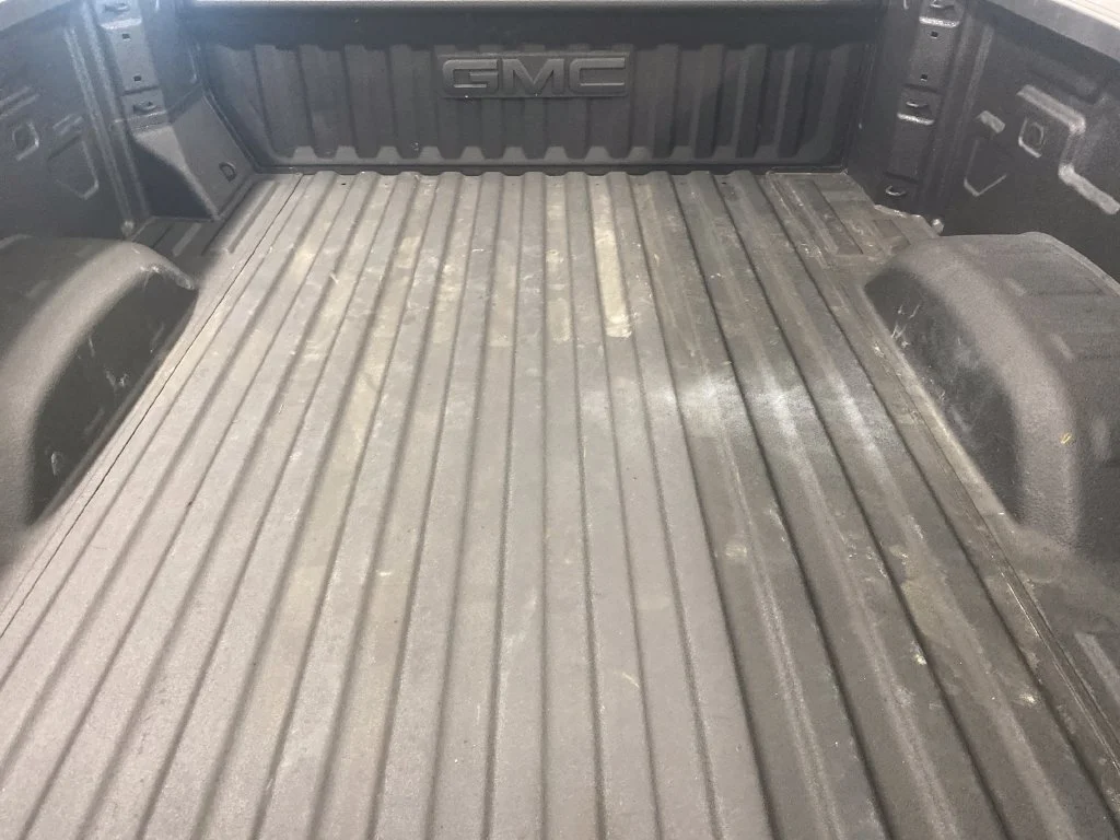 Used 2026 Onyx Black GMC AT4 image 8