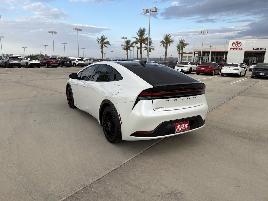 2025 Toyota Prius Limited - Photo 7