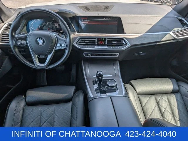 Used 2023 White BMW xDrive40i image 11