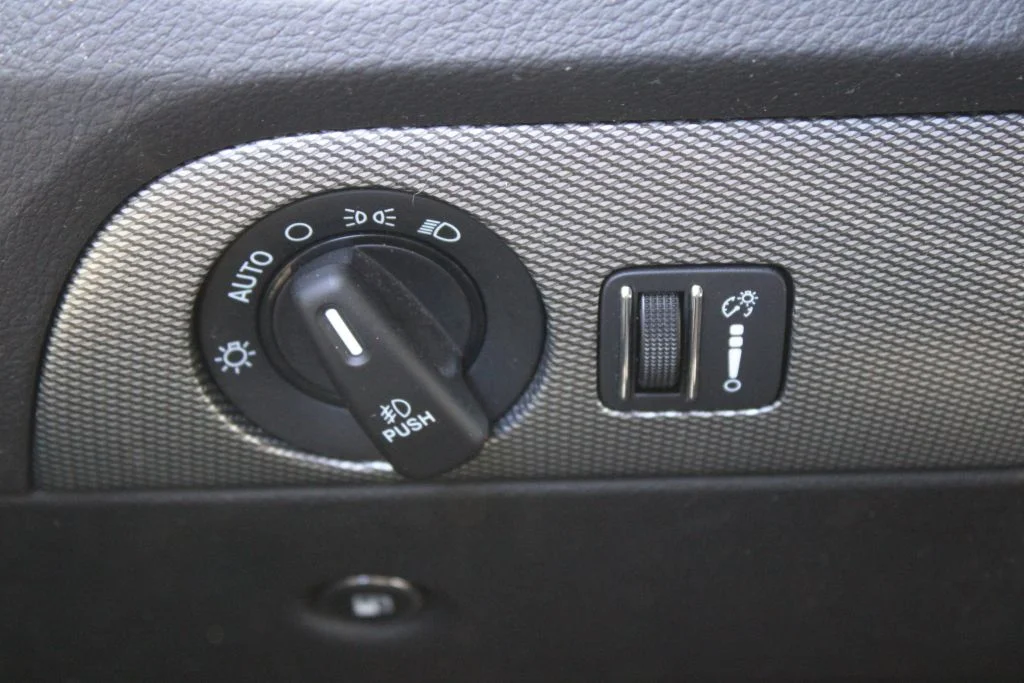 Used 2018 Black Dodge GT image 31