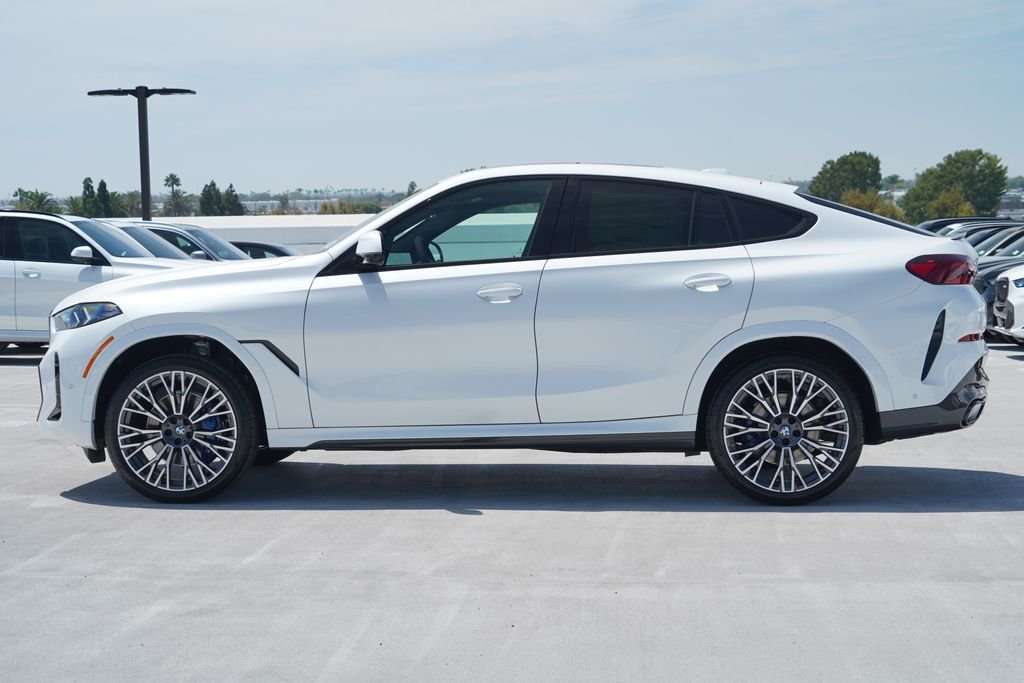 New 2027 Mineral White Metallic BMW xDrive40i image 4