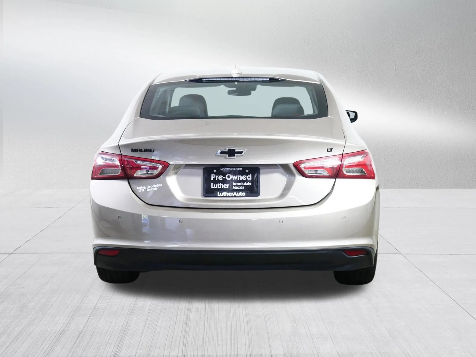 Used 2022 Mineral Gray Metallic Chevrolet LT image 6