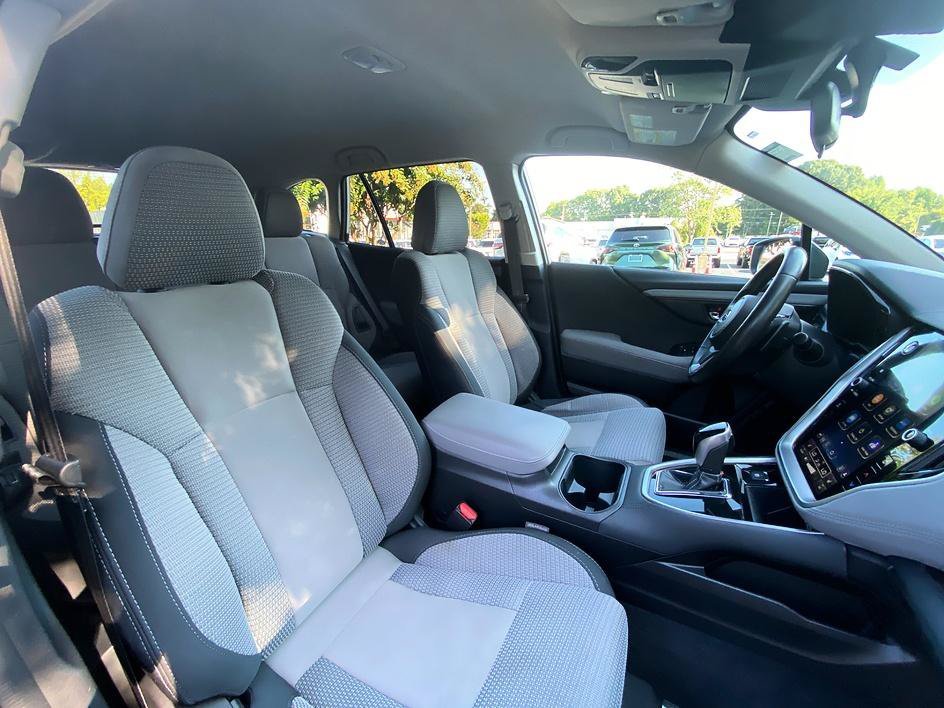 Used 2025 Crystal White Pearl Subaru Premium image 21