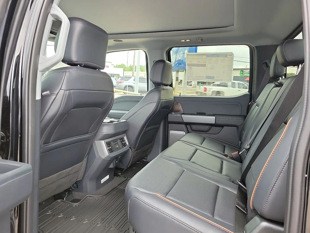 New 2026 Agate Black Metallic Ford F-250® Lariat® image 10