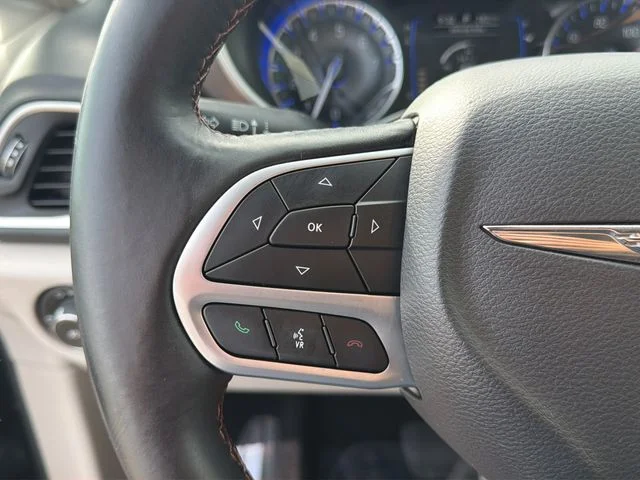 Certified Used 2018 Gray Chrysler Touring L image 22