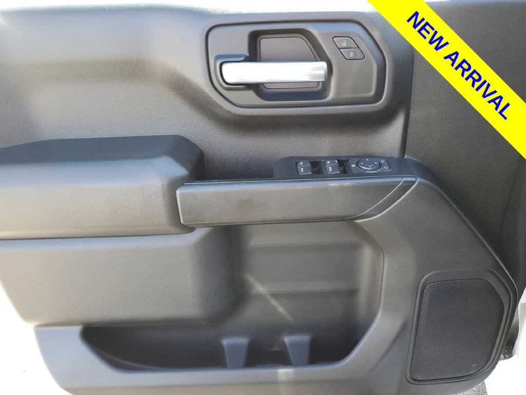 Used 2021 SUMMIT WHITE Chevrolet Work Truck image 16