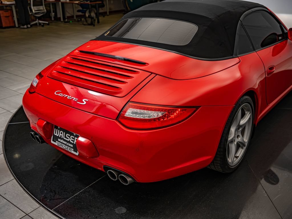 Used 2009 Guards Red Porsche Carrera S image 22