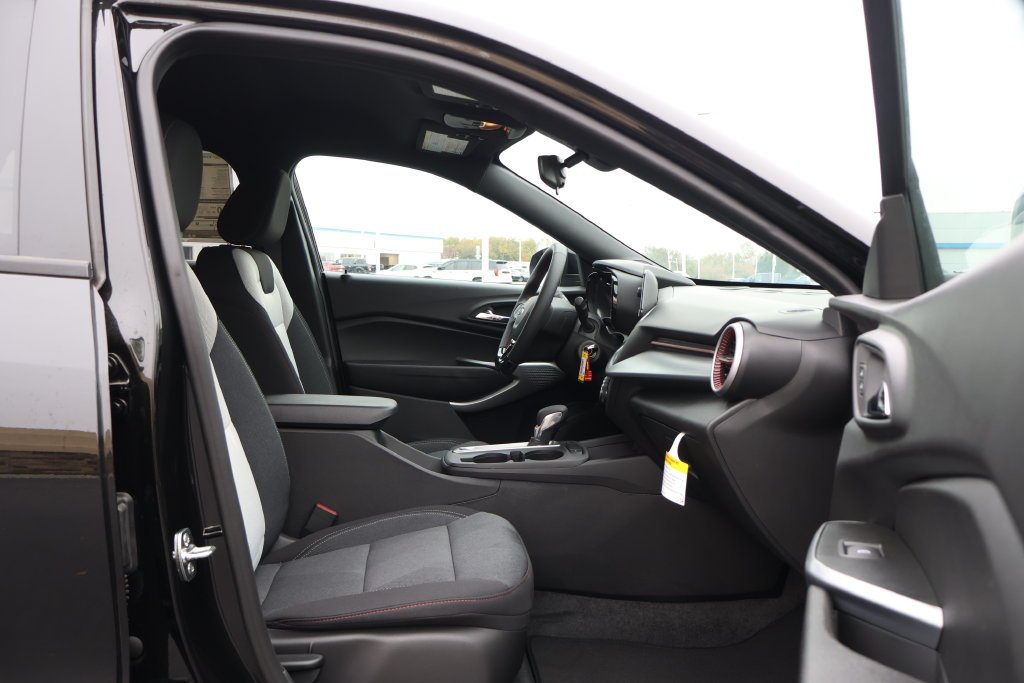 2026 Chevrolet Trax RS - Photo 40