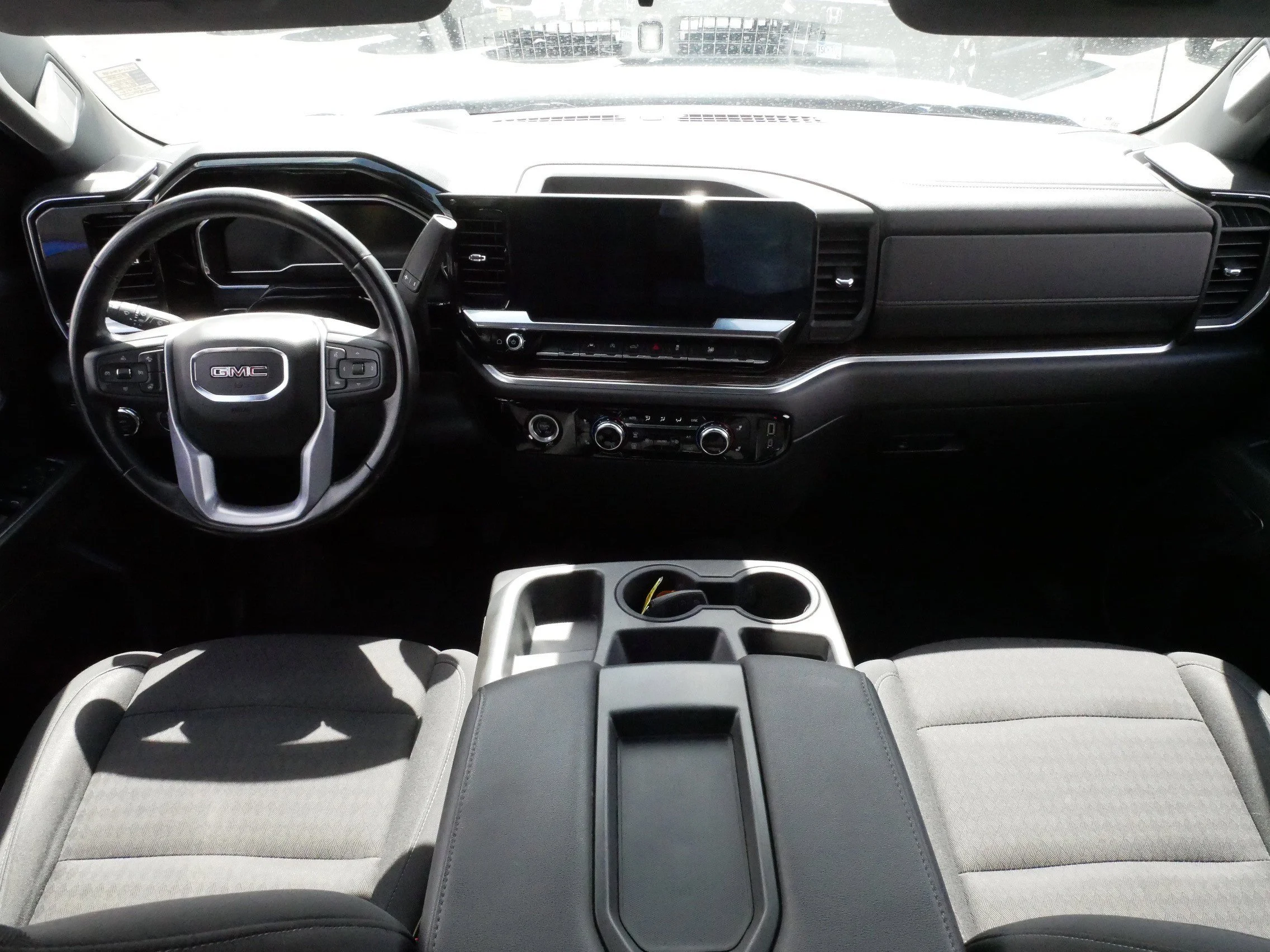 Used 2022 Dynamic Blue Metallic GMC Elevation image 10