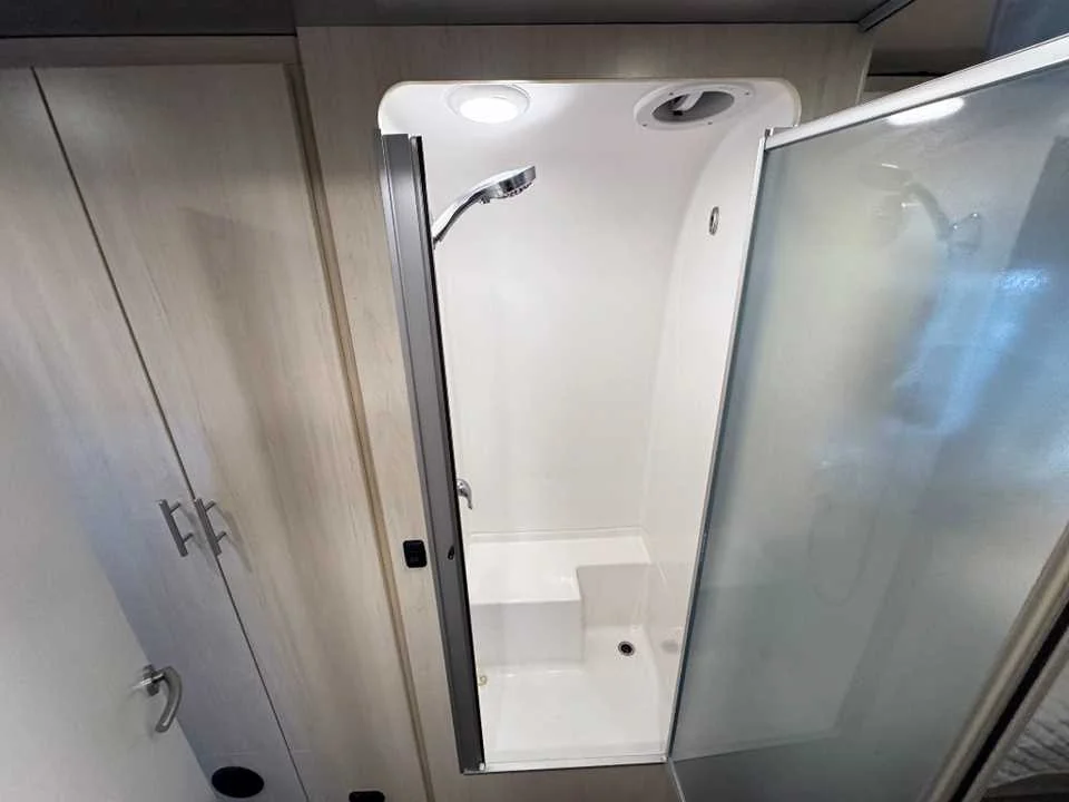 Used 2025 SILVER AIRSTREAM  image 35