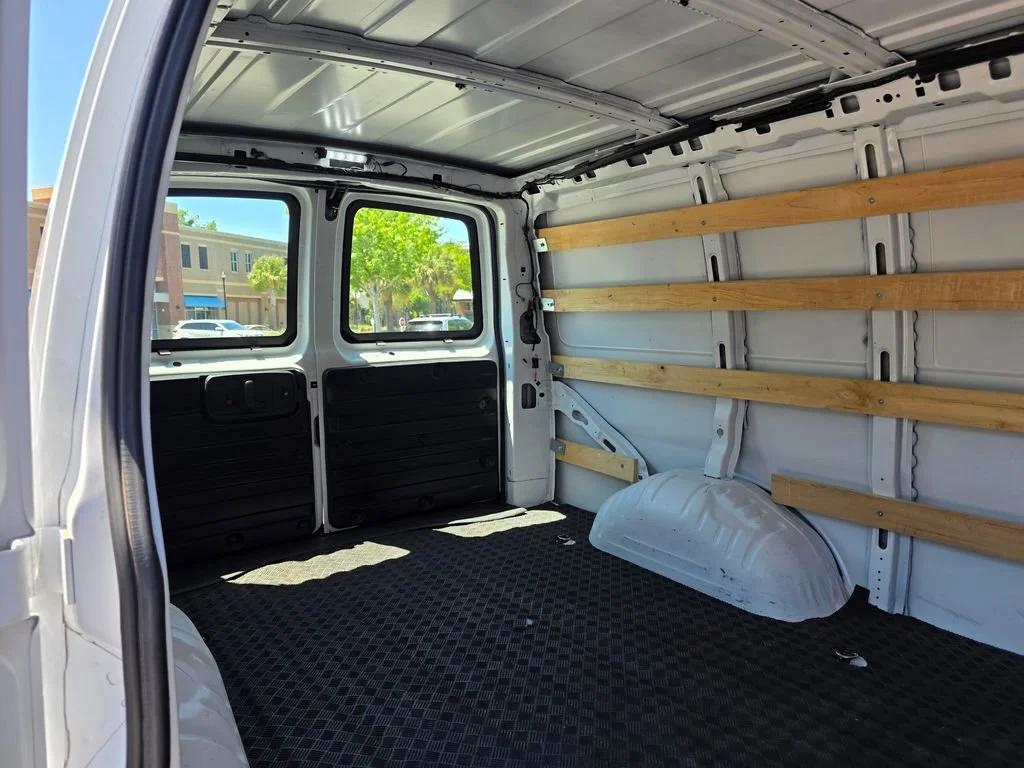 Certified Used 2024 Summit White GMC Work Van image 23