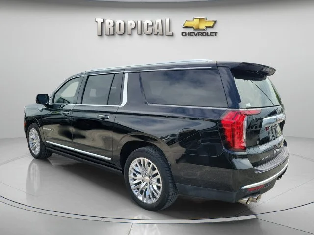 Used 2023 Onyx Black GMC Denali image 3