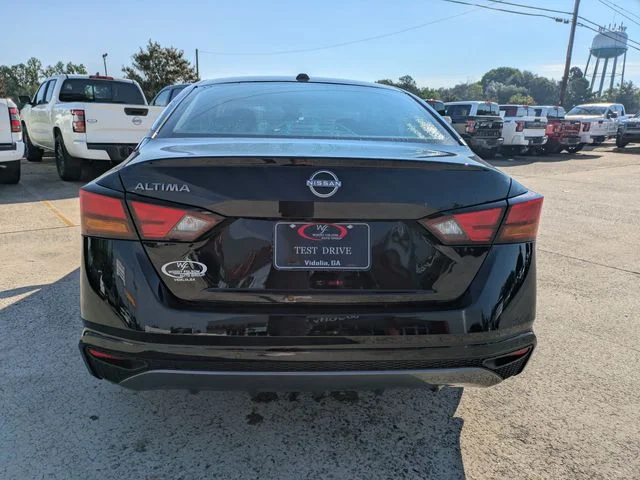 New 2026 Super Black Nissan SV image 5