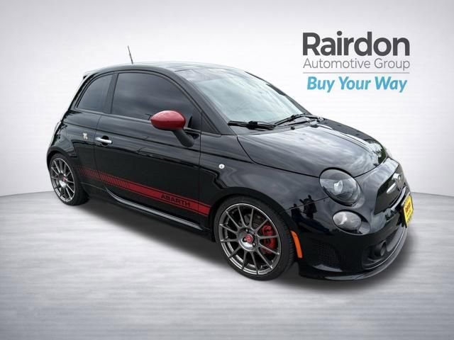 2019 FIAT 500 Abarth's photo